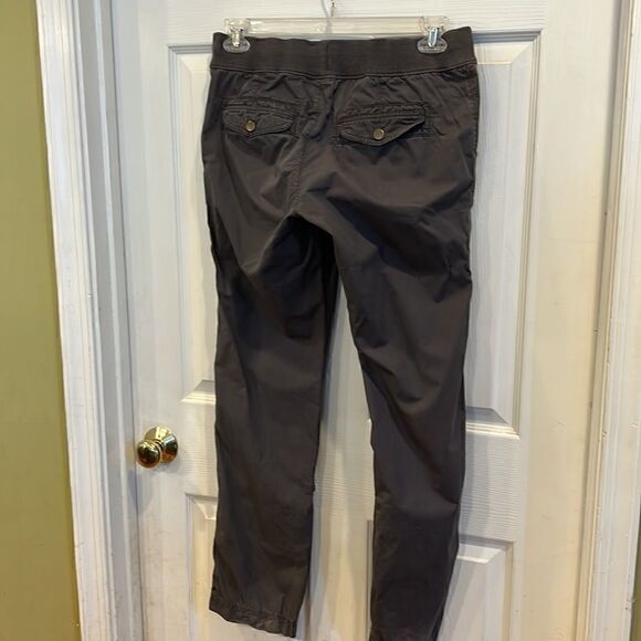Old Navy women’s size small Maternity gunmetal gray pants Stretchy waist - Picture 11 of 11
